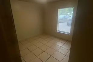1427 Markland, Fort Myers, FL 33916 - Photo 8