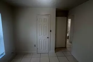 1427 Markland, Fort Myers, FL 33916 - Photo 10