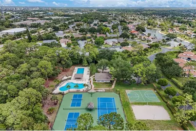 1221 Briarwood Ct, Naples, FL 34104 - Photo 18
