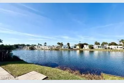 447 Cheetah Dr, Naples, FL 34114 - Photo 4