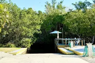 16 Turquoise Ave, Naples, FL 34114 - Photo 46