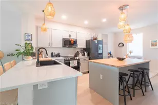 15126 Palmer Lake Cir, Naples, FL 34109 - Photo 4