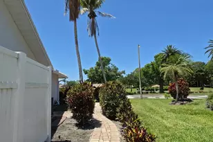 [Address not provided], Naples, FL 34104 - Photo 4
