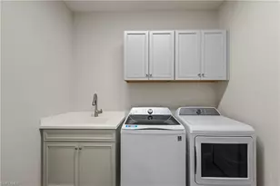 2373 Ariane Dr, Naples, FL 34112 - Photo 20