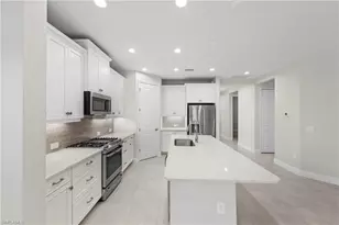 2373 Ariane Dr, Naples, FL 34112 - Photo 12