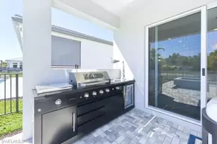 2872 Bloomfield Wy, Naples, FL 34112 - Photo 32