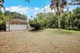 4974 Hawthorn Woods Way, Naples, FL 34116 - Photo 4