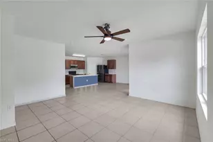 8117 Sandpiper Rd, Fort Myers, FL 33967 - Photo 10