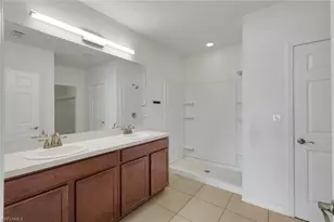 8117 Sandpiper Rd, Fort Myers, FL 33967 - Photo 14
