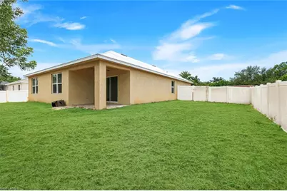 8117 Sandpiper Rd, Fort Myers, FL 33967 - Photo 22