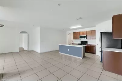 8117 Sandpiper Rd, Fort Myers, FL 33967 - Photo 8