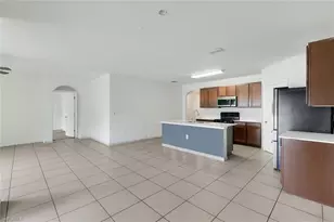 8117 Sandpiper Rd, Fort Myers, FL 33967 - Photo 8