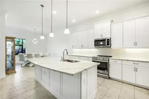 28105 Captiva Shell Loop, Bonita Springs, FL 34135 - Photo 10