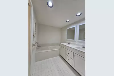6025 Chardonnay Ln #102, Naples, FL 34119 - Photo 20
