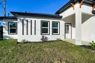 422 Eisenhower Blvd, Lehigh Acres, FL 33974 - Photo 2