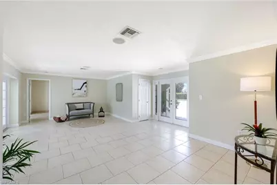169 Baltusrol Dr, Naples, FL 34113 - Photo 2
