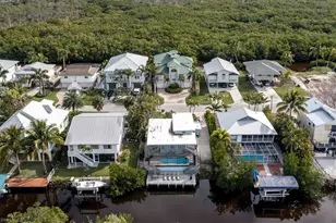 1283 Grand Canal Dr, Naples, FL 34110 - Photo 32