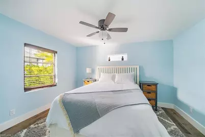 1283 Grand Canal Dr, Naples, FL 34110 - Photo 14