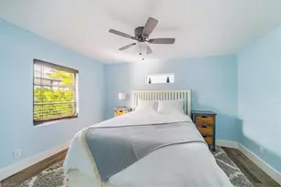 1283 Grand Canal Dr, Naples, FL 34110 - Photo 14