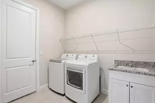 9194 Cayman Dr, Naples, FL 34114 - Photo 30