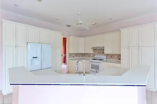 192 Topanga Dr, Bonita Springs, FL 34134 - Photo 12