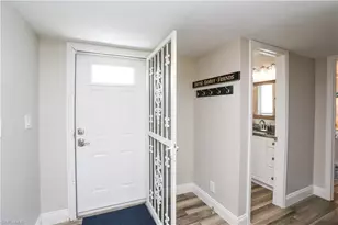 195 Peppermint Ln, Naples, FL 34112 - Photo 8