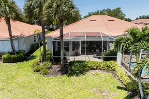1992 Crestview Way, Naples, FL 34119 - Photo 4