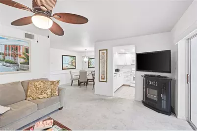 7320 Glenmoor Ln #2206, Naples, FL 34104 - Photo 8