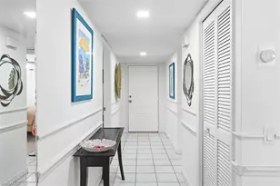 7320 Glenmoor Ln, Naples, FL 34104 - Photo 2