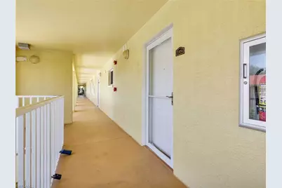 8284 Key Royal Cir #1331, Naples, FL 34119 - Photo 4