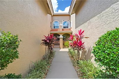 2555 Aspen Creek Ln #102, Naples, FL 34119 - Photo 2