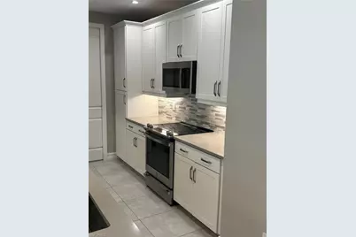 7608 Morgan Way, Naples, FL 34119 - Photo 4