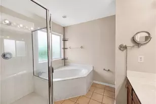 9706 Roundstone Cir, Fort Myers, FL 33967 - Photo 6