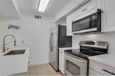 5307 Summerlin Rd #708, Fort Myers, FL 33919 - Photo 8