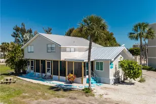 610 Donax St, Sanibel, FL 33957 - Photo 2