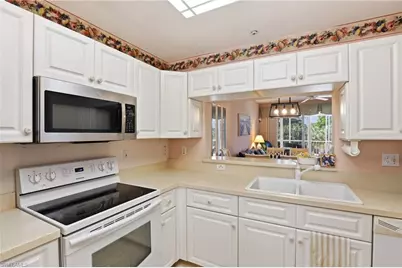 9200 Highland Woods Blvd #1204, Bonita Springs, FL 34135 - Photo 6