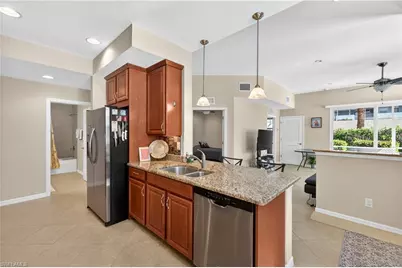 8541 Oakshade Cir #2, Fort Myers, FL 33919 - Photo 12
