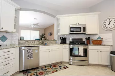 7753 Haverhill Ct, Naples, FL 34104 - Photo 16