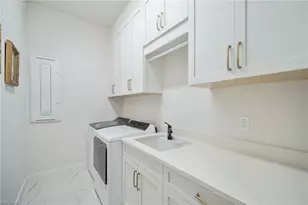 2943 Coco Lakes Dr, Naples, FL 34105 - Photo 24