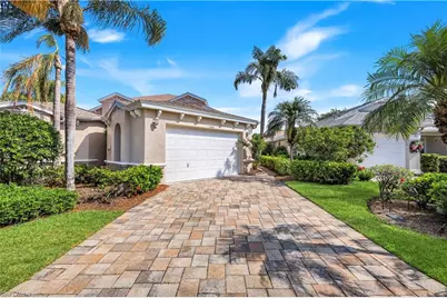 15040 Sterling Oaks Dr, Naples, FL 34110 - Photo 4
