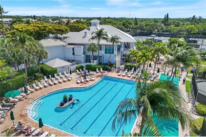 15040 Sterling Oaks Dr, Naples, FL 34110 - Photo 8