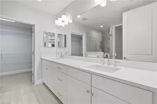 2560 Seychelles Dr, Naples, FL 34112 - Photo 12