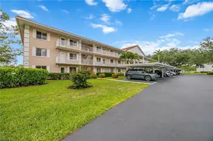 5950 Amherst Dr, Naples, FL 34112 - Photo 20