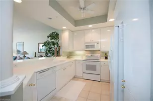 430 Cove Tower Dr, Naples, FL 34110 - Photo 6