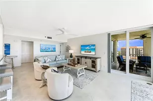 5550 Heron Point Dr, Naples, FL 34108 - Photo 2