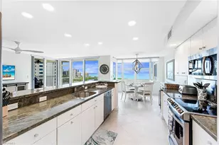 5550 Heron Point Dr, Naples, FL 34108 - Photo 6
