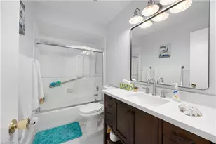 1513 Edgewater Cir, Fort Myers, FL 33919 - Photo 10