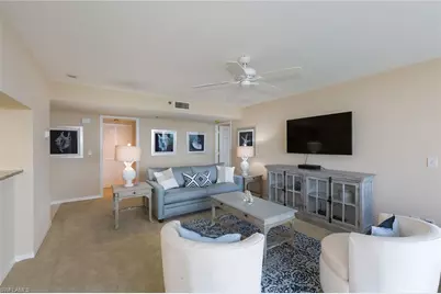 5550 Heron Point Dr #802, Naples, FL 34108 - Photo 2