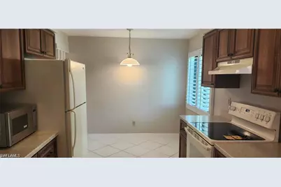 221 Fox Glen Dr #2207, Naples, FL 34104 - Photo 4