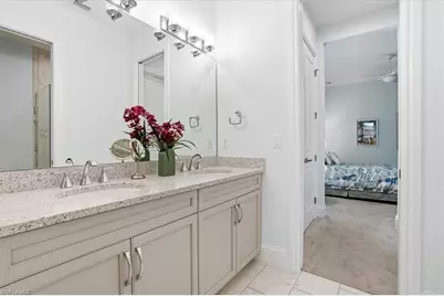 14386 Laguna Springs Ln, Naples, FL 34114 - Photo 20
